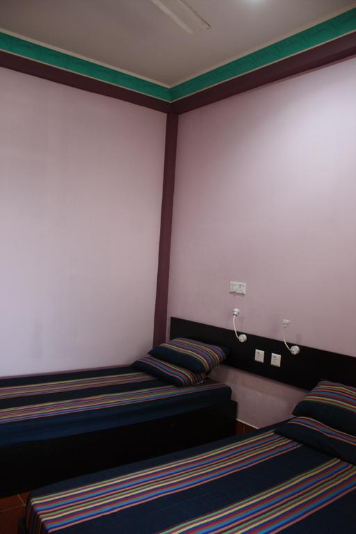 Aqua Inn นาอิฟารุ ภายนอก รูปภาพ